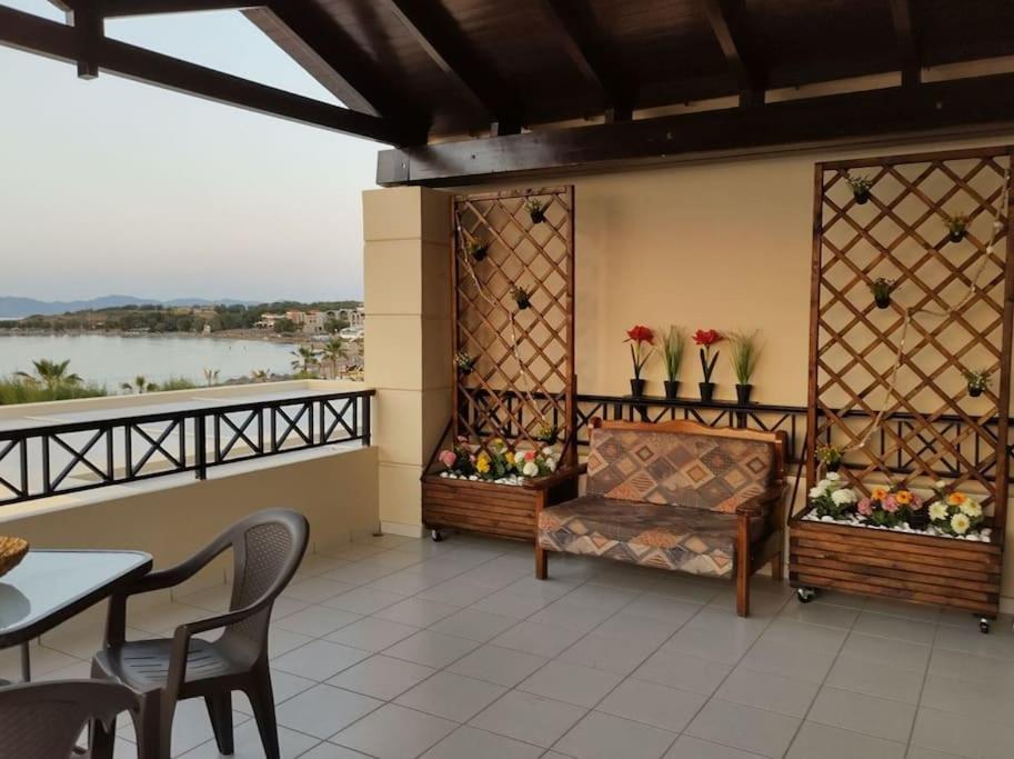'Sky And Sea 1' Apartment Kato Daratso Esterno foto